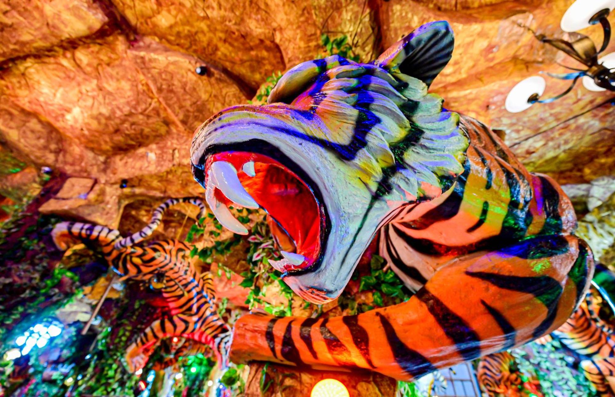 Tiger Complex Hotel Patong Esterno foto